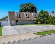 Unit for rent at 153 Sunrise Lane, Levittown, NY, 11756