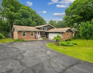 Unit for rent at 5112 Main Street, Lisle, IL, 60532