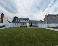 Unit for rent at 40 Relda Street, Plainview, NY, 11803