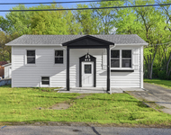 Unit for rent at 915 Mayfield Drive, Round Lake Beach, IL, 60073