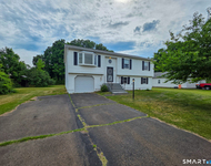 Unit for rent at 105 Northfield Road, Wallingford, CT, 06492