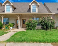 Unit for rent at 112 G Sandstone Dr, Jarrell, TX, 76537