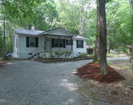 Unit for rent at 840 Nathaniel Estate Lane, Chapel Hill, NC, 27516
