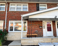 Unit for rent at 916 N Boxwood Drive, Mount Prospect, IL, 60056