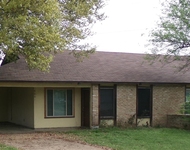 Unit for rent at 900 Sahara Ave, Austin, TX, 78745
