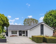 Unit for rent at 25552 Mackenzie Street, LAGUNA HILLS, CA, 92653