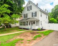 Unit for rent at 165 Oak Street, Manchester, CT, 06040