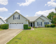 Unit for rent at 106 Harvest Lane, Raeford, NC