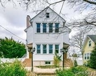 Unit for rent at 79 Onderdonk Avenue, Manhasset, NY, 11030