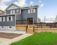 Unit for rent at 606 S York Street, Elmhurst, IL, 60126