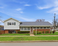 Unit for rent at 155 E Madison Street, Elmhurst, IL, 60126