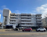 Unit for rent at 88 Cuttermill Road, Great Neck, NY, 11021