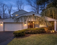 Unit for rent at 127 Wooleys Lane, Great Neck, NY, 11023