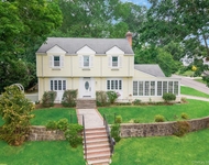 Unit for rent at 17 Pinewood Road, Manhasset, NY, 11030
