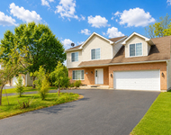 Unit for rent at 1462 Glen Ellyn Road, Glendale Heights, IL, 60139