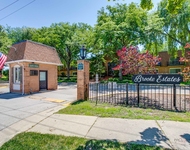 Unit for rent at 1220 Park Avenue W, Highland Park, IL, 60035