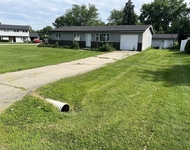Unit for rent at 1 Shell Court, Oswego, IL, 60543