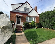 Unit for rent at 17 Main Street, Floral Park, NY, 11001