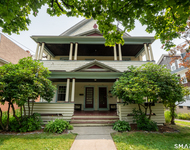 Unit for rent at 92 Fairfield Avenue, Hartford, CT, 06114