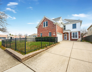 Unit for rent at 844 N Ellsworth Street, Naperville, IL, 60563