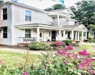 Unit for rent at 604 Main Avenue Nw, Hickory, NC, 28601