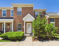 Unit for rent at 3 Charlotte Circle, Elmhurst, IL, 60126