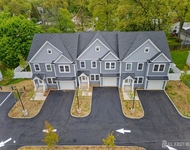 Unit for rent at 8 Travers Avenue, Edison, NJ, 08817