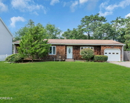 Unit for rent at 809 Commonwealth Boulevard, Toms River, NJ, 08757