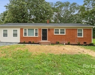 Unit for rent at 905 Clark Street, Wingate, NC, 28174