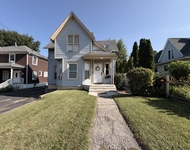 Unit for rent at 370 Bent Street, Elgin, IL, 60120