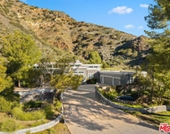 Unit for rent at 3699 Kanan Road, AGOURA HILLS, CA, 91301