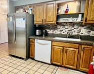 Unit for rent at 805 Suffield Square, Lincolnshire, IL, 60069