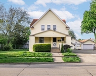 Unit for rent at 370 Algona Avenue, Elgin, IL, 60120