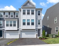 Unit for rent at 18277 Summit Pointe Drive, TRIANGLE, VA, 22172