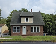 Unit for rent at 782 Center Street, Wallingford, CT, 06492