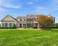 Unit for rent at 3 Balmoral Drive, Alexandria Twp., 08867-5180