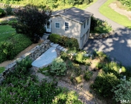 Unit for rent at 35 Mill Road, Woodbury, CT, 06798