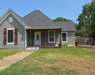 Unit for rent at 608 W 6th Street, Bonham, TX, 75418