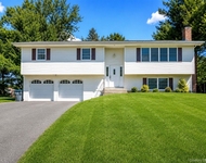 Unit for rent at 10 Roe Circle, Monroe, NY, 10950