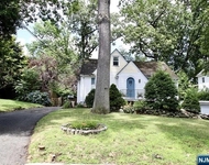 Unit for rent at 506 Smith, Ridgewood, NJ, 07450