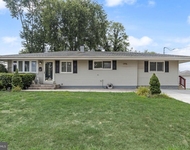 Unit for rent at 32 Larkin Road, BURLINGTON, NJ, 08016