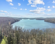 Unit for rent at 316 Vista On The Lake, Carmel, NY, 10512