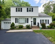 Unit for rent at 7 Spier Dr, Livingston Twp., 07039-3812