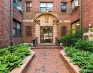 Unit for rent at 7 Bond Street, Great Neck, NY, 11021