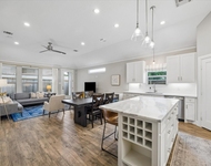 Unit for rent at 940 W 21st Street, Houston, TX, 77008