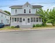 Unit for rent at 109 Center Street, Syracuse, NY, 13209
