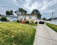 Unit for rent at 13 Satinwood Drive, Cheektowaga, NY, 14225