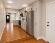 Unit for rent at 52 Park Ave, Flemington Boro, 08822-1323