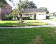 Unit for rent at 5125 Locust Street, Bellaire, TX, 77401
