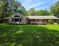 Unit for rent at 9 Cliff Road, Port Jefferson Village, NY, 11777